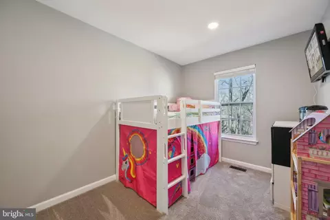 Bedroom - 26 Long Green Ct, Silver Spring, MD 20906 photo 3 of 6