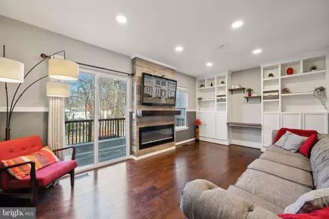 Entry Way - 26 Long Green Ct, Silver Spring, MD 20906 photo 1 of 5