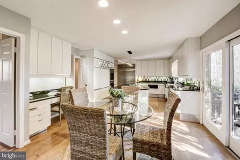 Kitchen - 10105 Ormond Rd, Potomac, MD 20854 photo 1 of 3