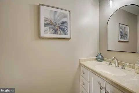 Bath - 10105 Ormond Rd, Potomac, MD 20854 photo 2 of 5