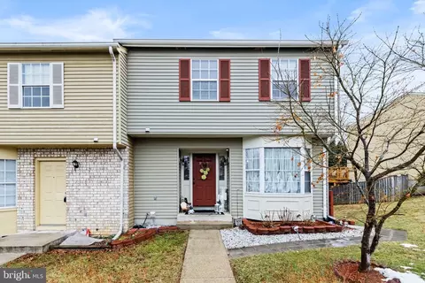 8610 Kelso Ter, Gaithersburg, MD 20877