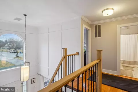 Entry Way - 9 Haller Ct, Poolesville, MD 20837 photo 7 of 11