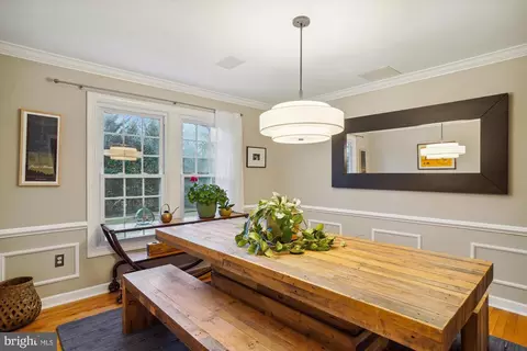 Dining - 9 Haller Ct, Poolesville, MD 20837 photo 3 of 3