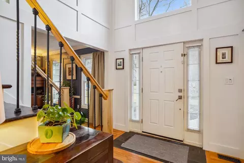 Entry Way - 9 Haller Ct, Poolesville, MD 20837 photo 2 of 11