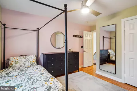 Bedroom - 9 Haller Ct, Poolesville, MD 20837 photo 6 of 7