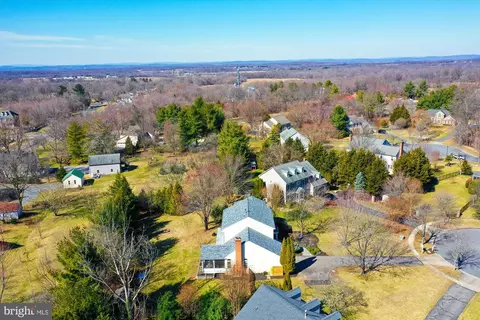 View/Area - 9 Haller Ct, Poolesville, MD 20837 photo 2 of 4