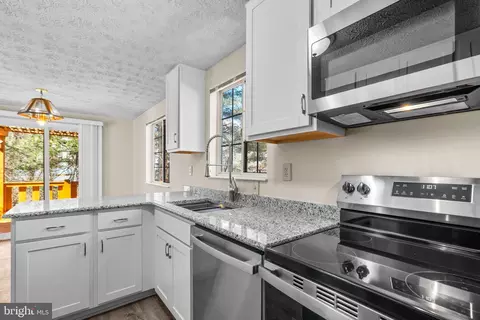 Kitchen - 13620 Jacqueline Ct, Silver Spring, MD 20904 photo 4 of 4