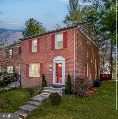 12121 Bentridge Pl, Potomac, MD 20854