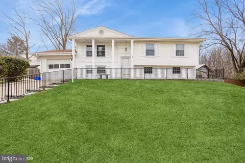 11408 Rambling Rd, Gaithersburg, MD 20879