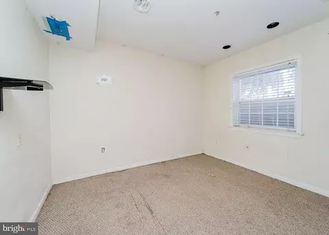 3930 Tynewick Dr #8, Silver Spring, MD 20906 photo 16
