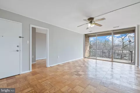 Living - 3902 Bel Pre Rd #3902-8, Silver Spring, MD 20906 photo 3 of 6