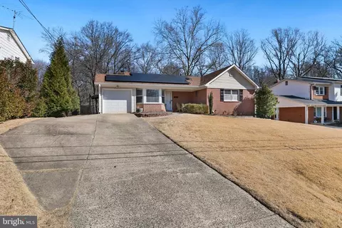 12115 Willow Wood Dr, Silver Spring, MD 20904 photo 3