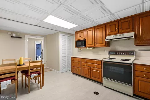 12115 Willow Wood Dr, Silver Spring, MD 20904 photo 35