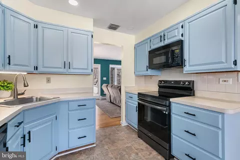 12115 Willow Wood Dr, Silver Spring, MD 20904 photo 16