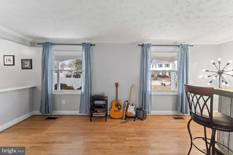 Living - 13 Ivywood Ct, Silver Spring, MD 20904 photo 1 of 1