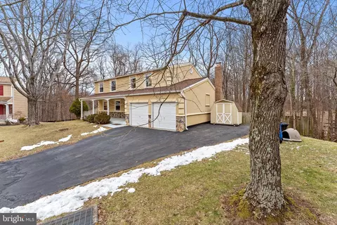 Exterior - 13 Ivywood Ct, Silver Spring, MD 20904 photo 4 of 17