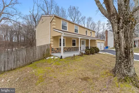 Exterior - 13 Ivywood Ct, Silver Spring, MD 20904 photo 3 of 17