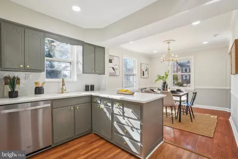 10109 Tenbrook Dr, Silver Spring, MD 20901 photo 13
