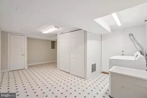 10109 Tenbrook Dr, Silver Spring, MD 20901 photo 29