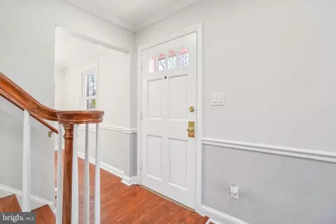 10109 Tenbrook Dr, Silver Spring, MD 20901 photo 3