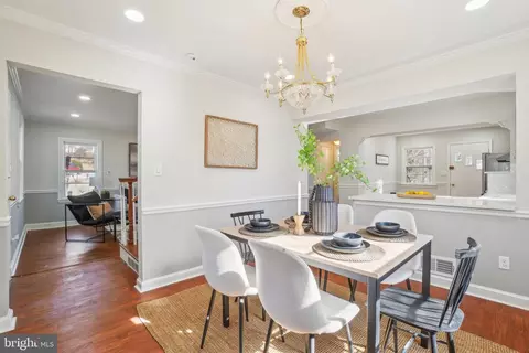 10109 Tenbrook Dr, Silver Spring, MD 20901 photo 9