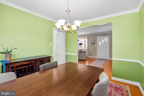 Dining - 2313 Homestead Dr, Silver Spring, MD 20902 photo 3 of 3