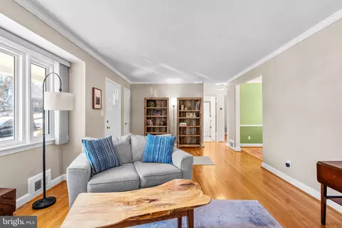 Living - 2313 Homestead Dr, Silver Spring, MD 20902 photo 5 of 6