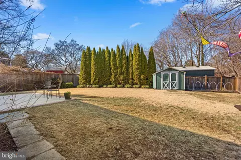 Exterior - 2313 Homestead Dr, Silver Spring, MD 20902 photo 4 of 7