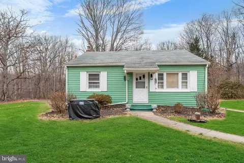 21001 Big Woods Rd, Dickerson, MD 20842