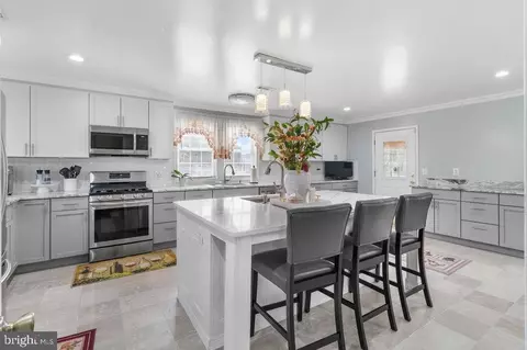 607 Valley Brook Dr, Silver Spring, MD 20904 photo 10