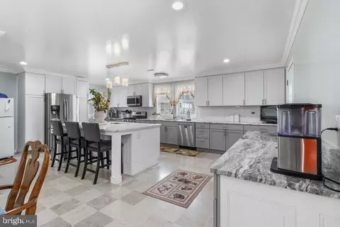 607 Valley Brook Dr, Silver Spring, MD 20904 photo 8