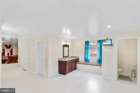 607 Valley Brook Dr, Silver Spring, MD 20904 photo 37