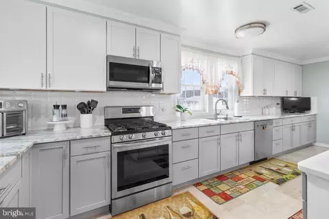 607 Valley Brook Dr, Silver Spring, MD 20904 photo 12