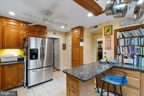 130 Hilltop Rd, Silver Spring, MD 20910 photo 15