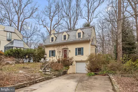 130 Hilltop Rd, Silver Spring, MD 20910 photo 2