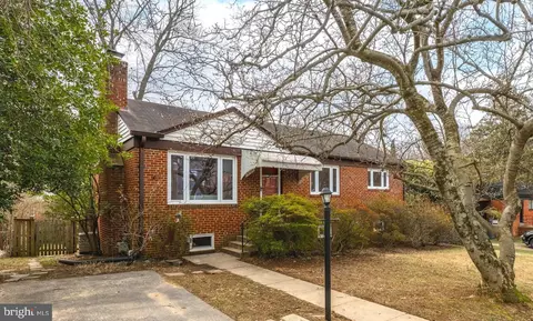 5105 Newport Ave, Bethesda, MD 20816