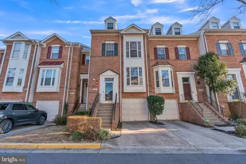 32 Dawn View Ct, Silver Spring, MD 20904 photo 2