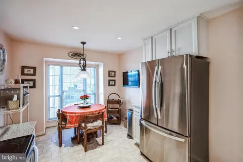 32 Dawn View Ct, Silver Spring, MD 20904 photo 12