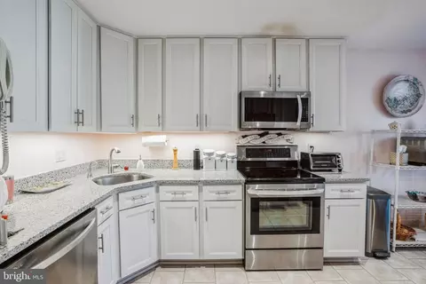32 Dawn View Ct, Silver Spring, MD 20904 photo 10