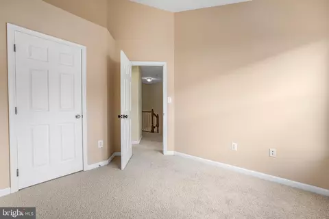 9427 Fields Rd, Gaithersburg, MD 20878 photo 22