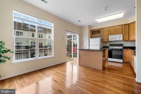 9427 Fields Rd, Gaithersburg, MD 20878 photo 10