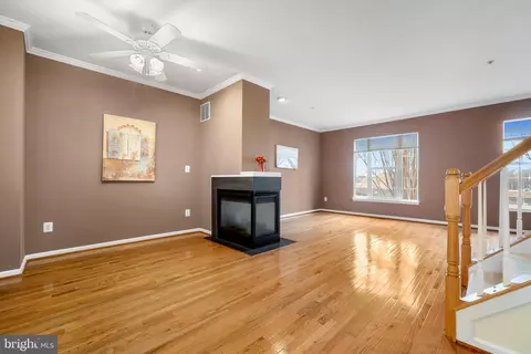 9427 Fields Rd, Gaithersburg, MD 20878 photo 5