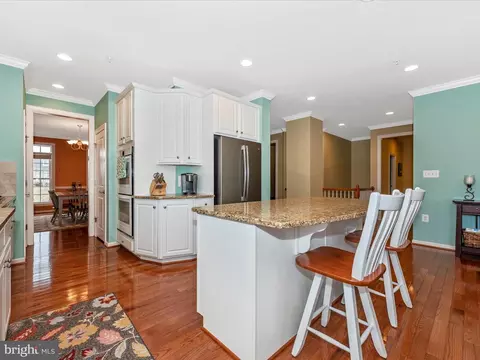 Kitchen - 20210 Bupp Rd, Poolesville, MD 20837 photo 2 of 8