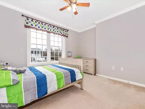 Bedroom - 20210 Bupp Rd, Poolesville, MD 20837 photo 4 of 6