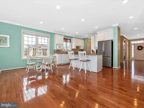 Kitchen - 20210 Bupp Rd, Poolesville, MD 20837 photo 8 of 8