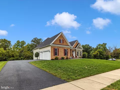Exterior - 20210 Bupp Rd, Poolesville, MD 20837 photo 14 of 15