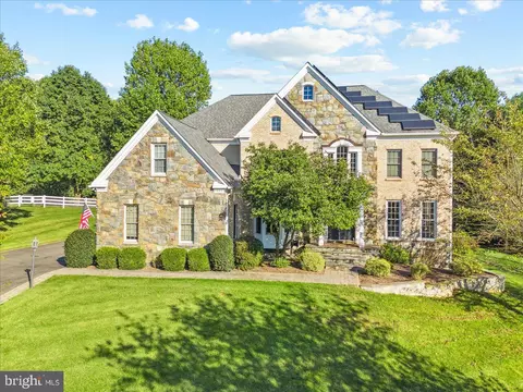 12827 Doe Ln, North Potomac, MD 20878