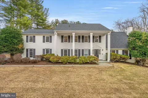 13505 Bonnie Dale Dr, North Potomac, MD 20878