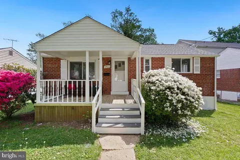 12813 Evanston St, Rockville, MD 20853