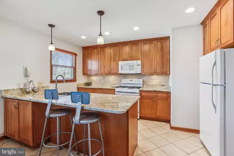 1711 Cody Dr, Silver Spring, MD 20902 photo 13